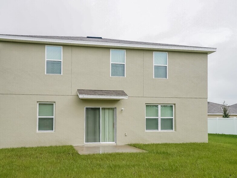 Building Photo - 6305 Merrifield Dr