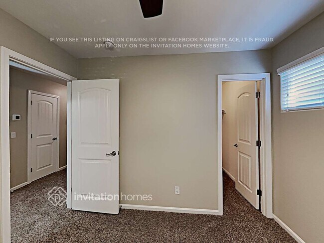 Building Photo - 1507 S Colt Dr