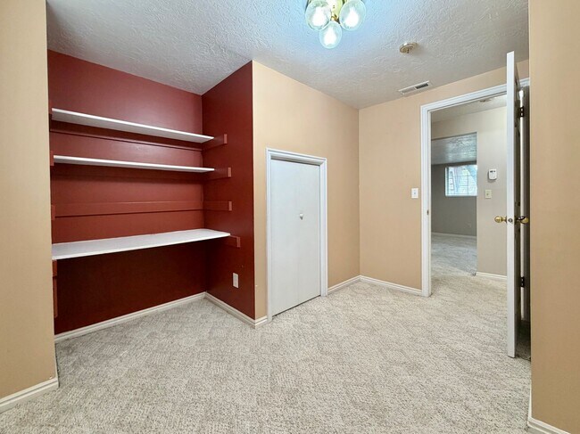 Building Photo - 2455 E 3700 N