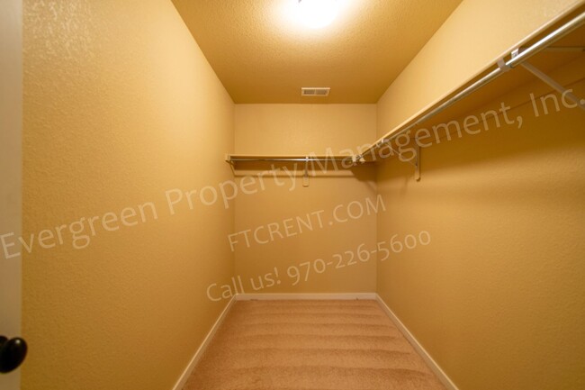 Building Photo - 4 bedroom, 3 bathroom in Wellington
