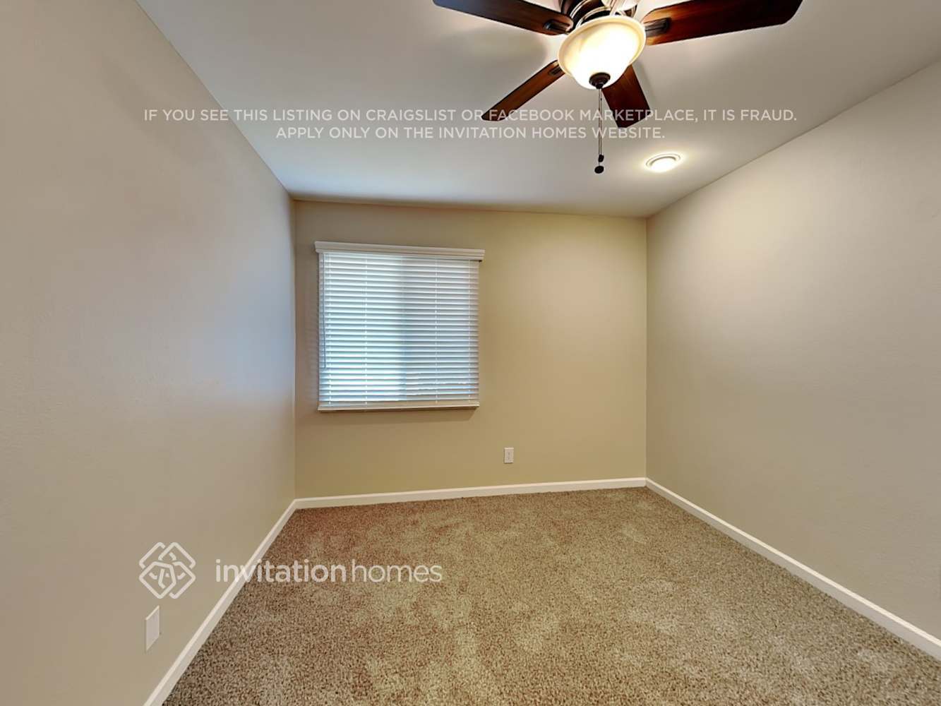 Building Photo - 6730 E Sweetwater Ave