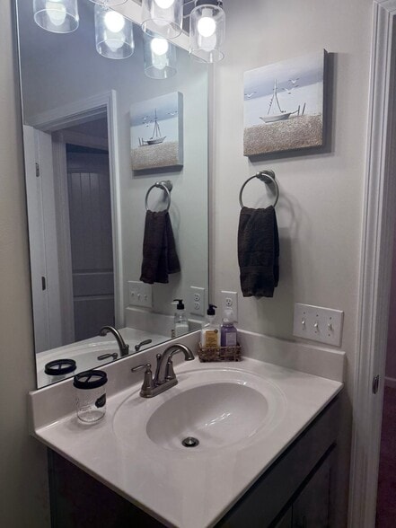 Building Photo - 2750 Sparrowgap Trl
