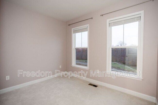 Building Photo - 17137 Branched Oak Rd