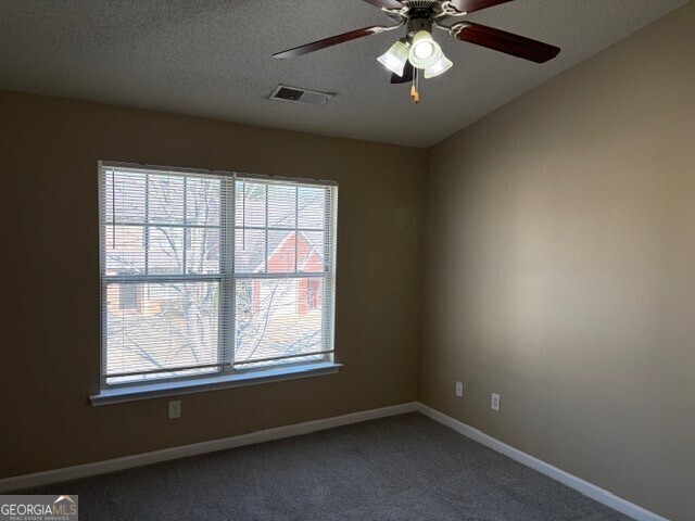 Building Photo - 306 Lauren Dr