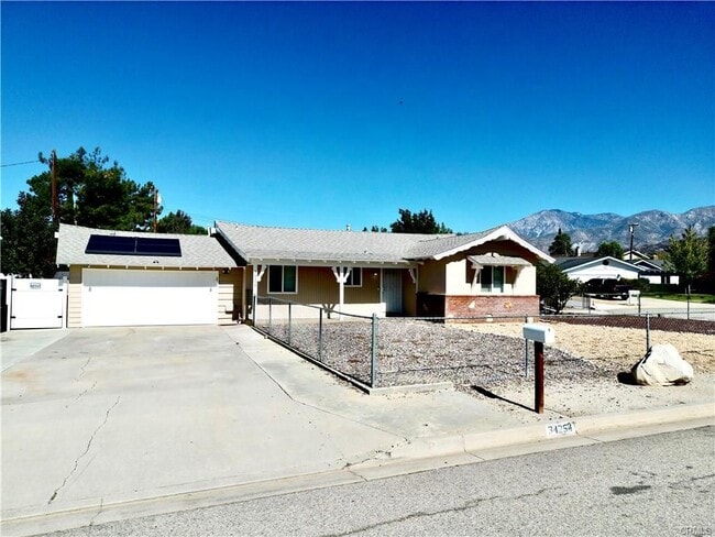 Primary Photo - 34254 Rosemont Dr