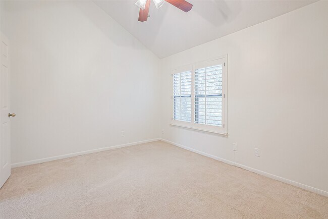 Building Photo - 2930 Grants Lake Blvd