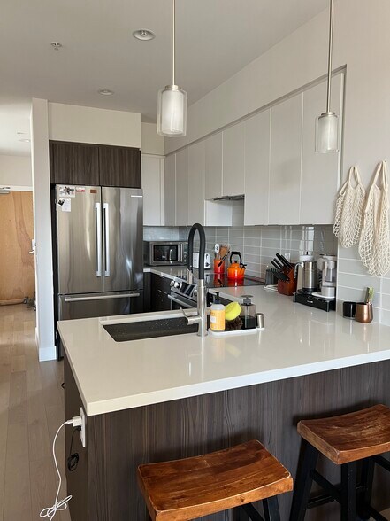 kitchen - 901 Jefferson St