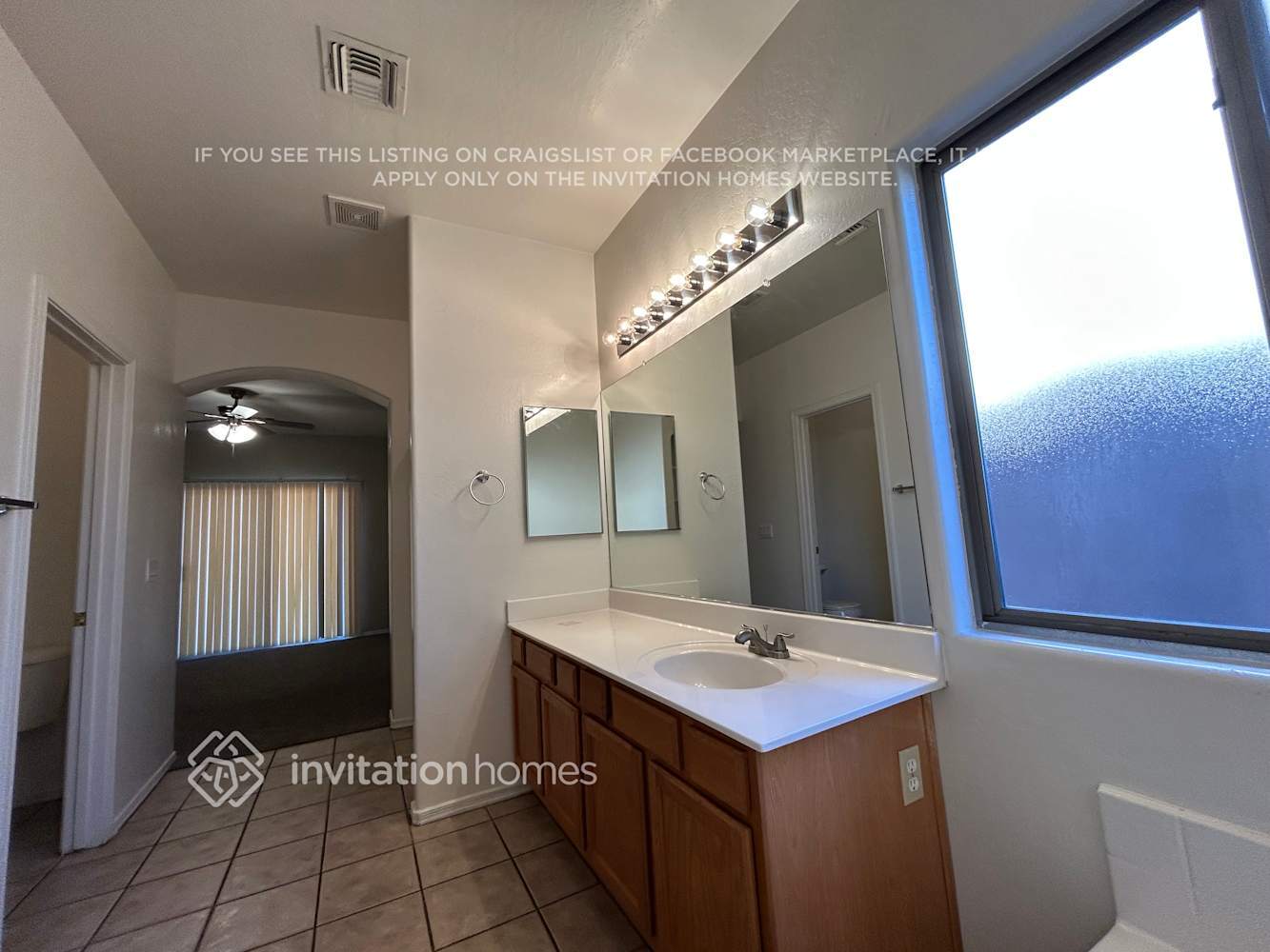 Building Photo - 1612 S 80th Dr