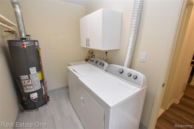 Building Photo - 1350 Laurel Valley Dr