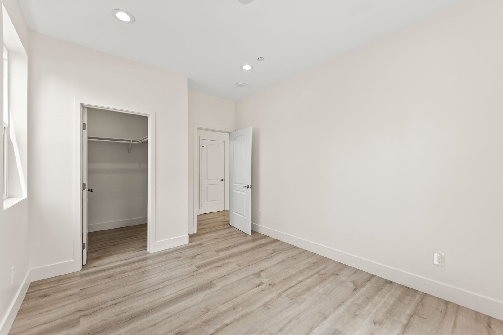 Building Photo - 1327 23rd St