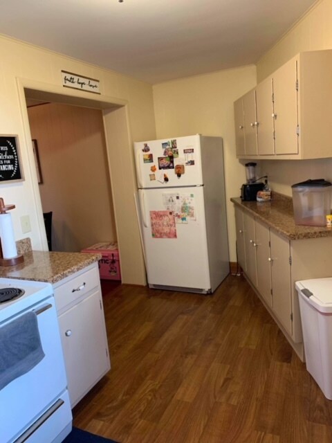 Building Photo - Wolford Units