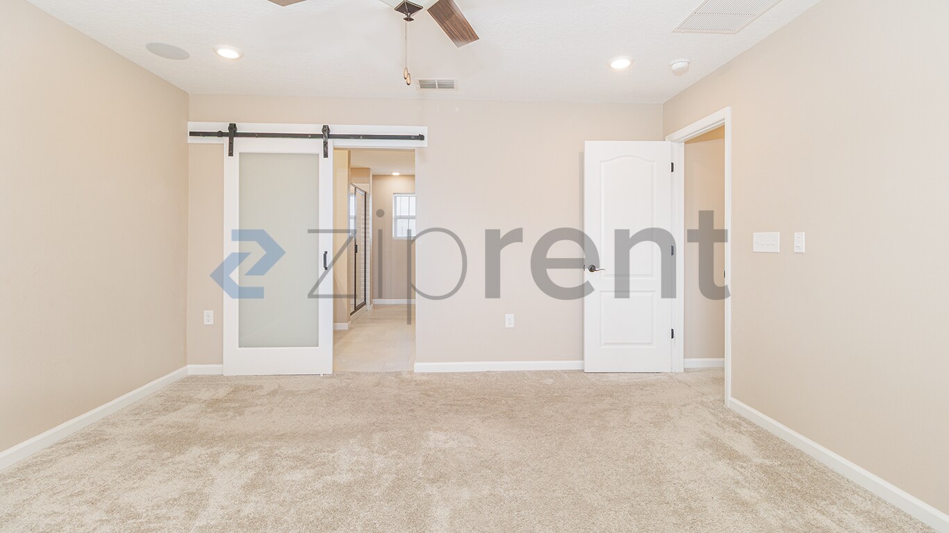 Building Photo - 1709 Hilltop Dr