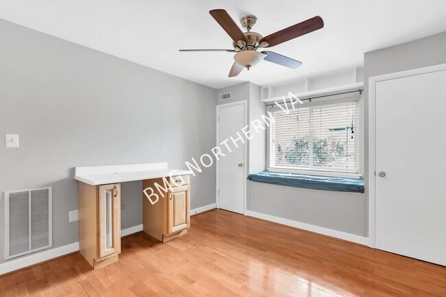 Building Photo - 1790 Ivy Oak Square