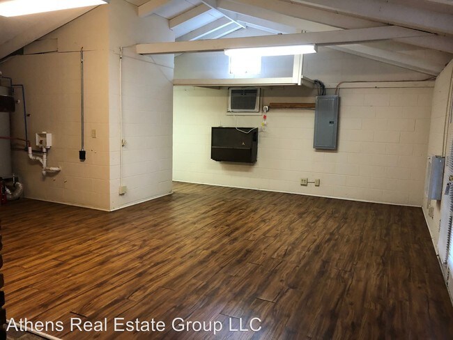 Building Photo - 1 br, 1 bath House - 180 Mell Street