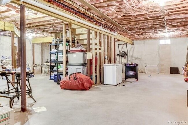 Building Photo - 5 Fant Farm Ln