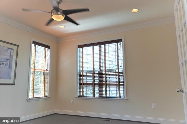 Building Photo - 6606 Pyle Rd