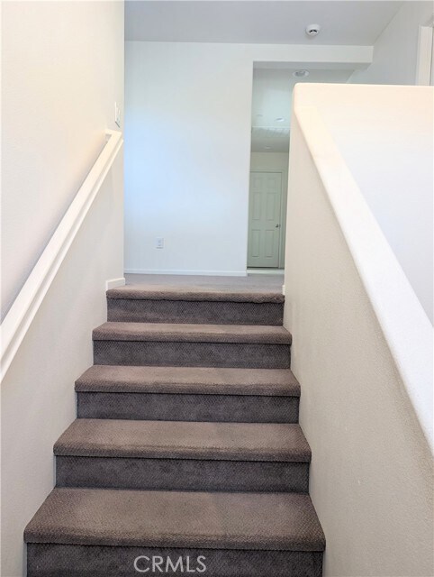 Building Photo - 28418 Cottage Way