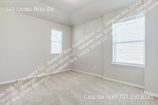 Building Photo - 140 Living Reef Dr