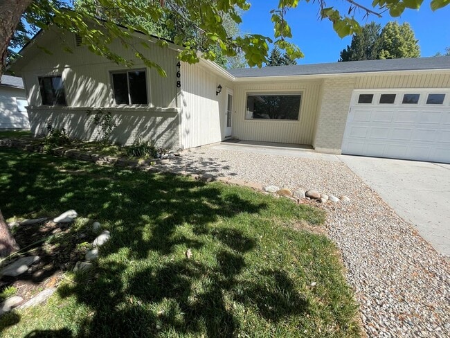 Building Photo - Perfect 3bd/2ba home in heart of Eagle, ID...