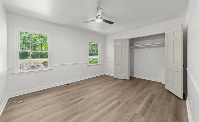 Building Photo - 3204 Manor Ridge Dr