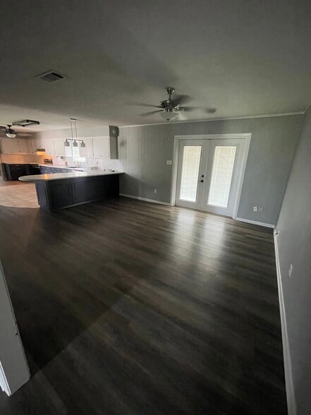 Building Photo - 55075 US-51