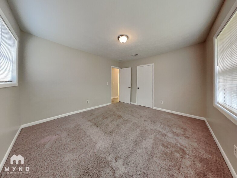 Building Photo - 255 Bellwood Ln
