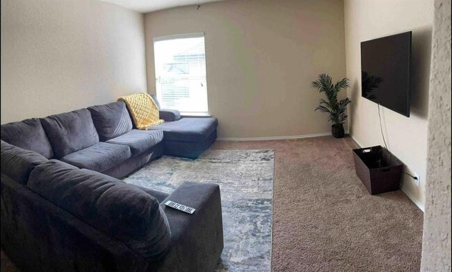 Building Photo - 9626 Common Law