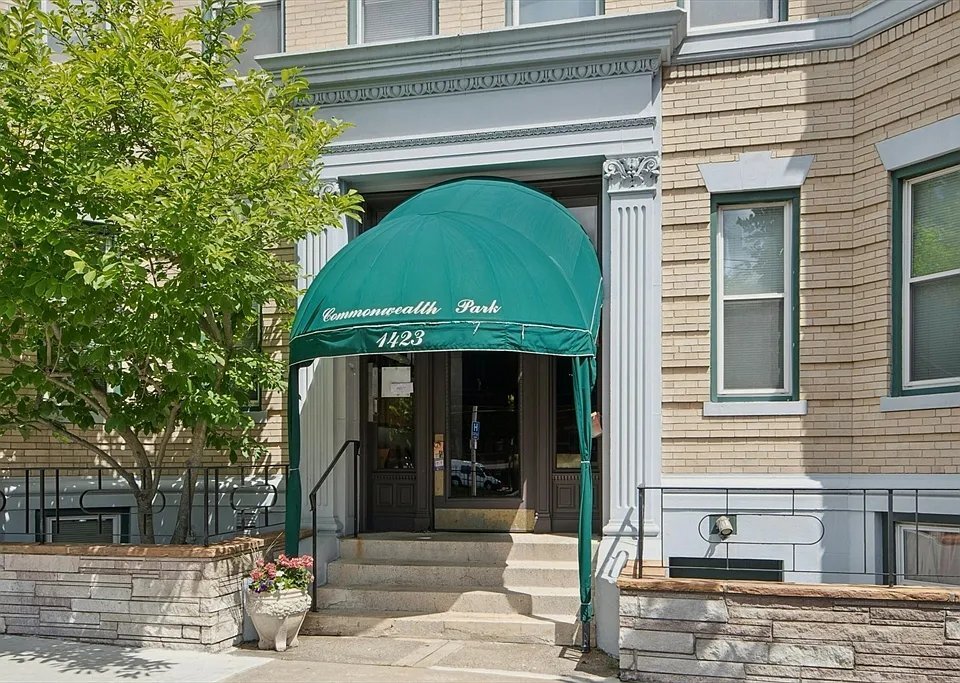 Building Photo - 1423 Commonwealth Ave