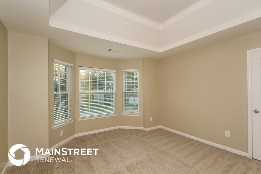 Building Photo - 6318 Shell Dr SW