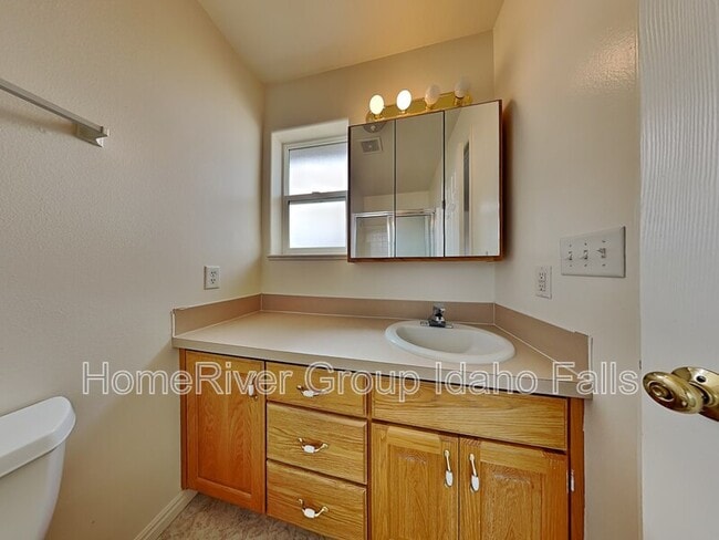 Building Photo - 3676 Briar Creek Ln