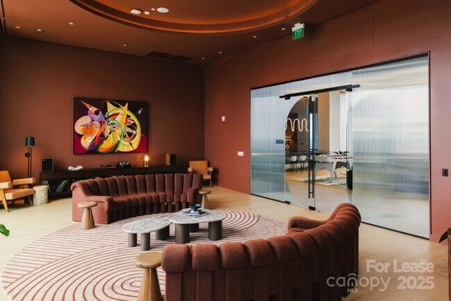 Building Photo - 2161 Hawkins St