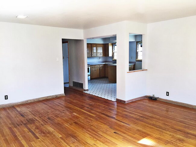 Building Photo - 2500-2502 N 56th St