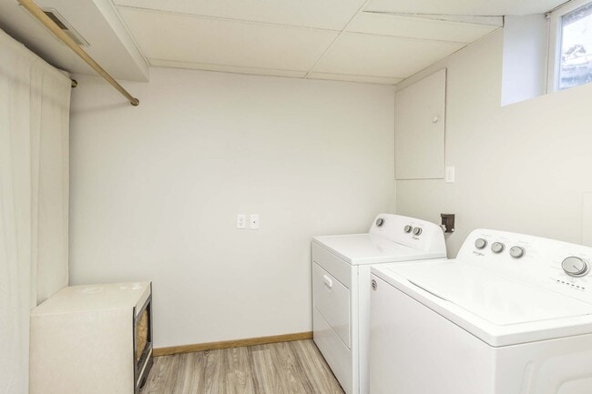 Building Photo - 6700 W 51st St