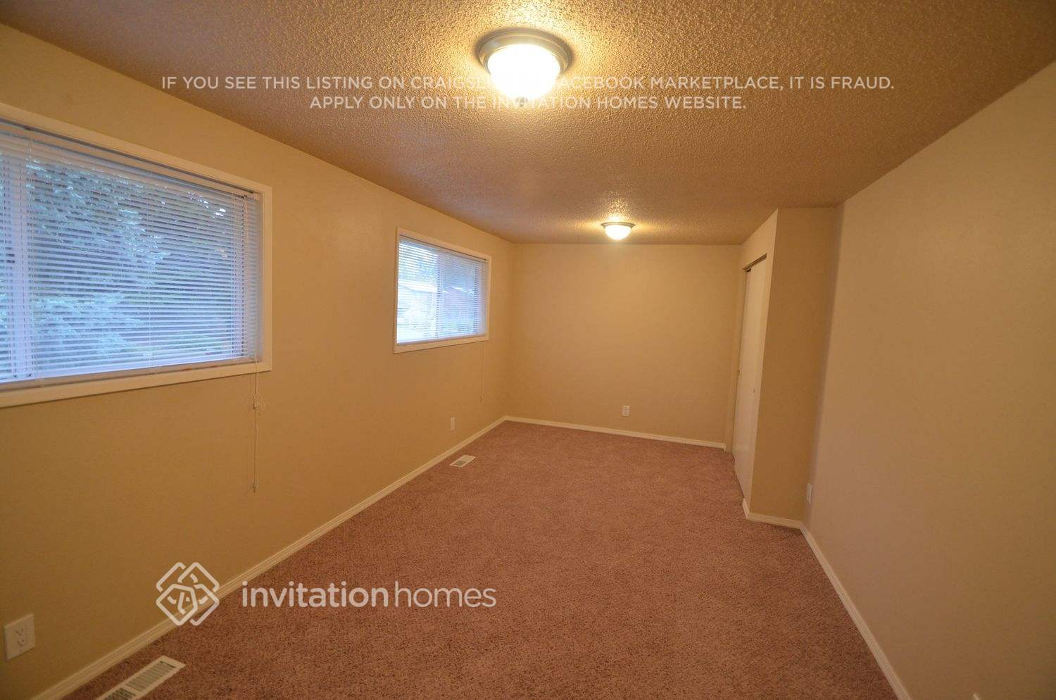 Building Photo - 25110 35th Ave S