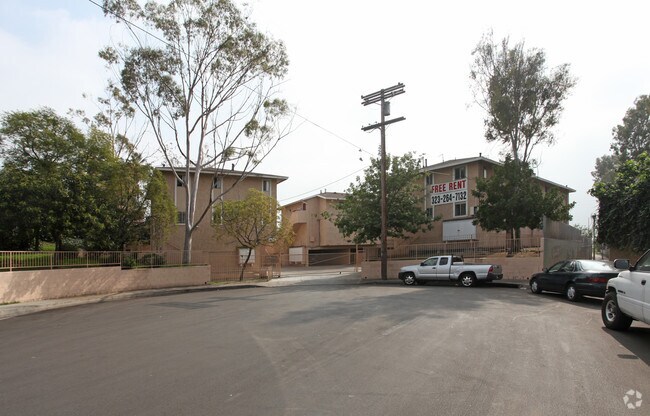 Primary Photo - 532 San Benito Street Apartments