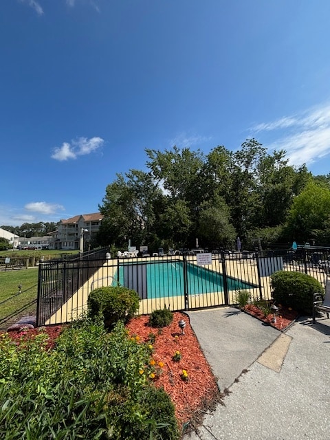 Building Photo - 510 Fairwood Lakes Dr