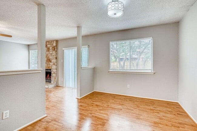 Building Photo - 11522 Powder Mill Trail