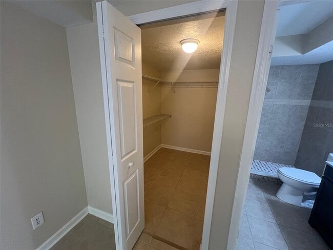Building Photo - 3019 Bonaventure Cir