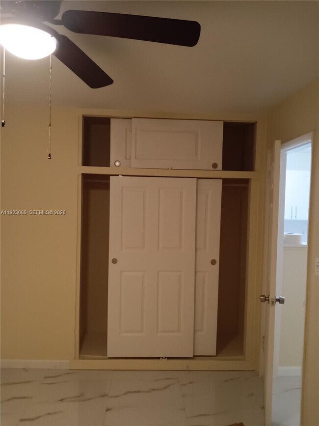 Building Photo - 5861 NE 18th Ave