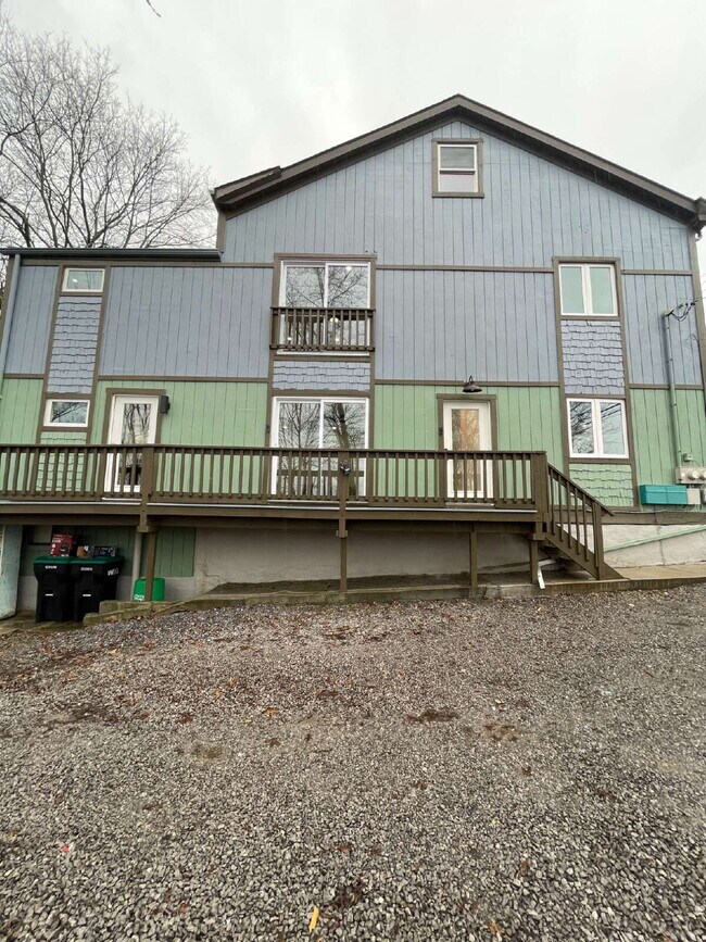 Building Photo - 107 Shoup St