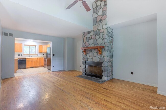 Building Photo - 3930 Dunning Rd