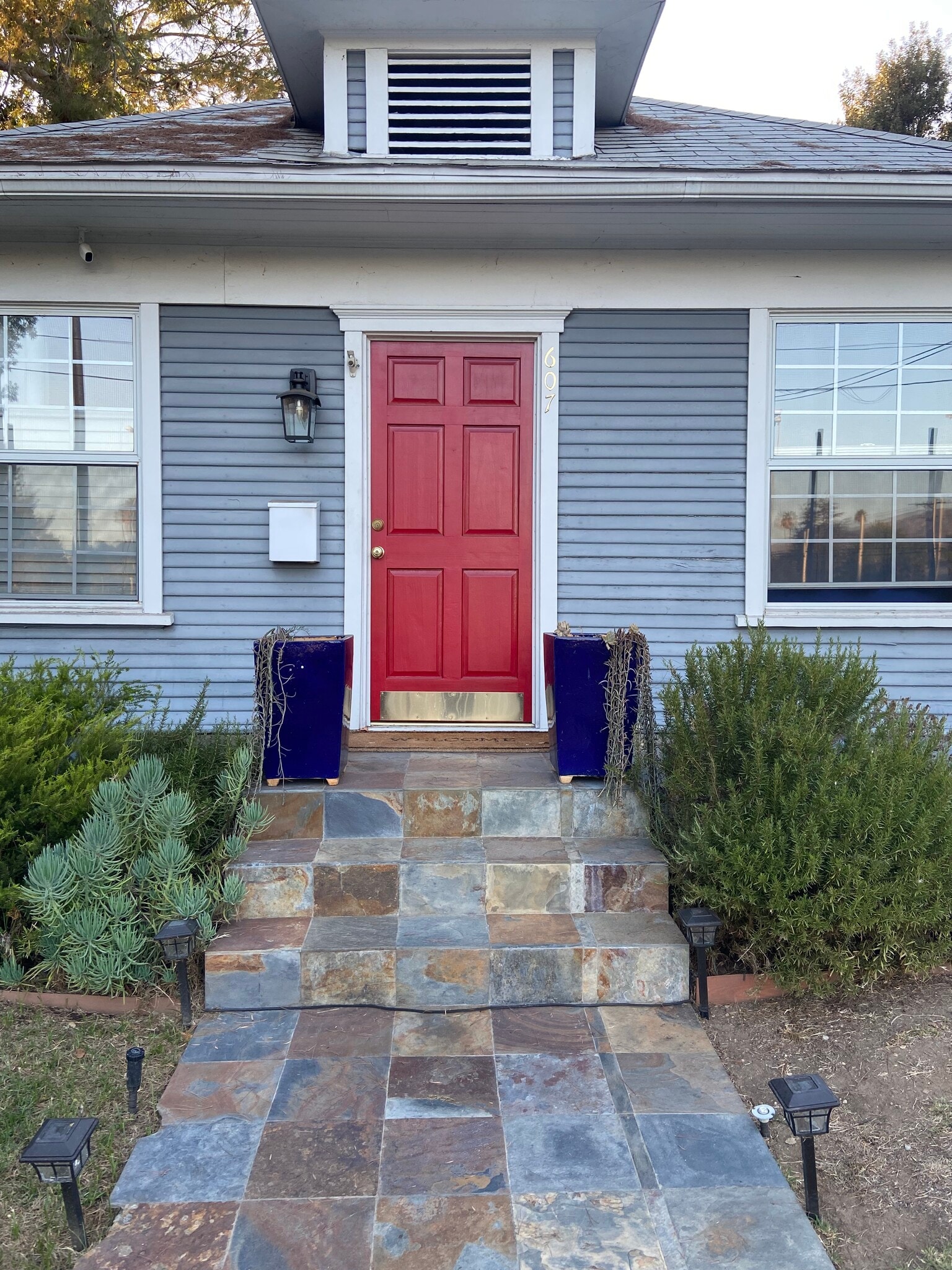 Front Door & Walkway - 607 N Garfield Ave
