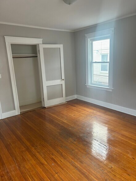 Building Photo - 65 Bellevue Ave