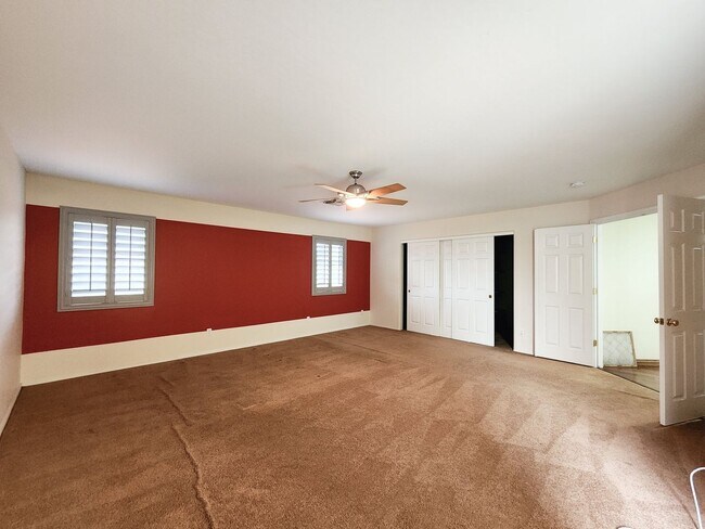 Building Photo - Marshall Ranch 5 bedroom!!  Available Now.