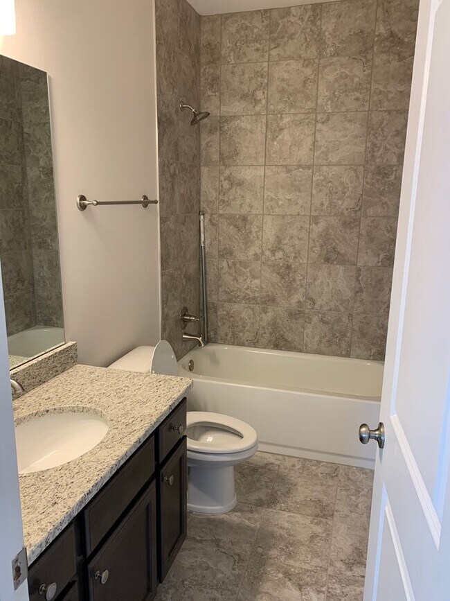 Building Photo - 1168 Still Hunt Ln