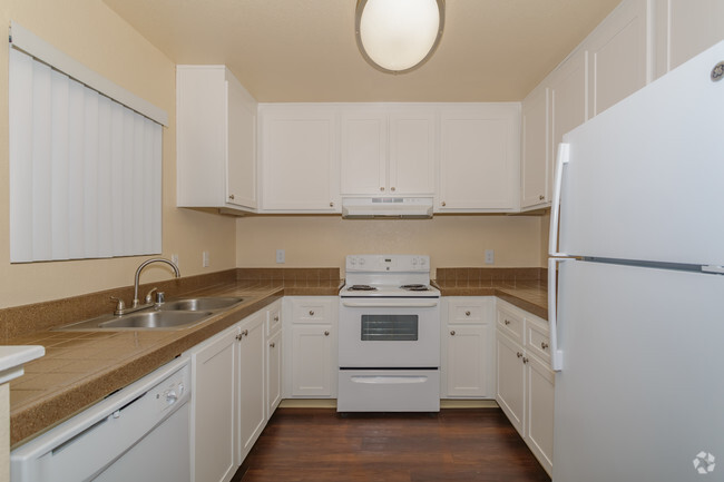 1BR, 1BA - 718 SF - Wind Chase Apartments