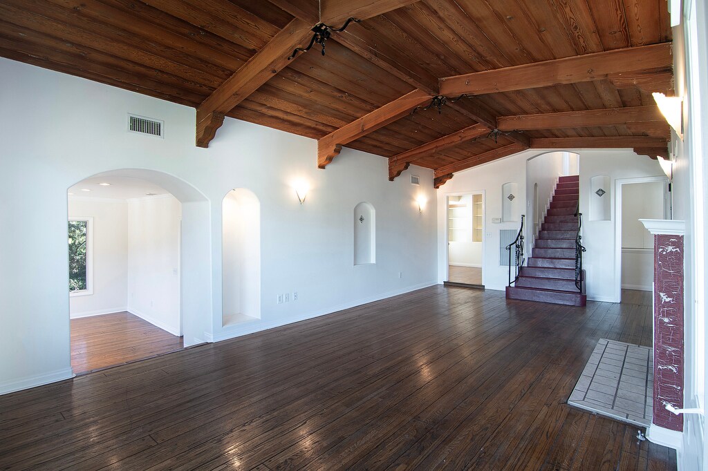 Building Photo - 3702 Arbolada Rd