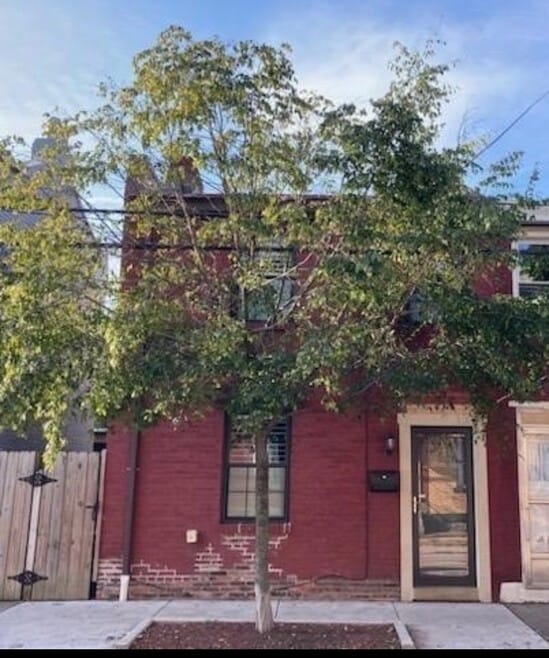 Building Photo - 1314 Sarah St