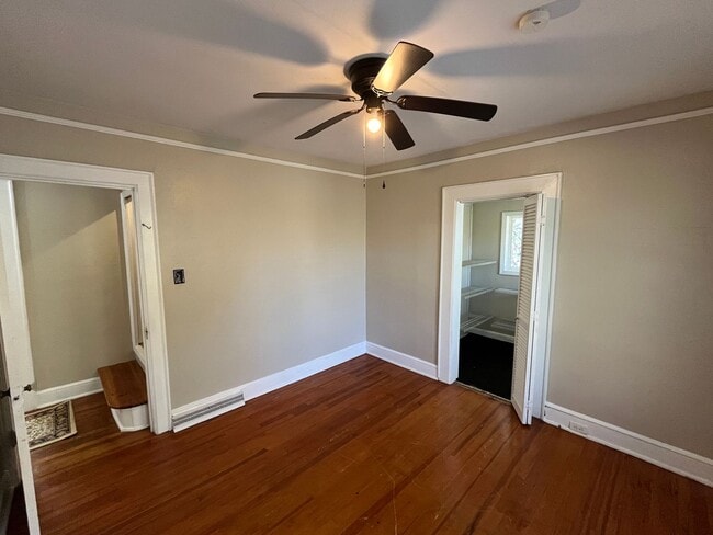 Building Photo - Charming 2-bedroom, 1-bathroom house