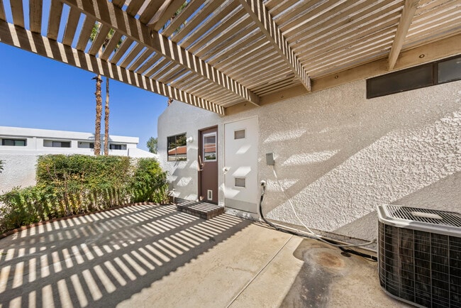 Building Photo - 34341 Denise Way